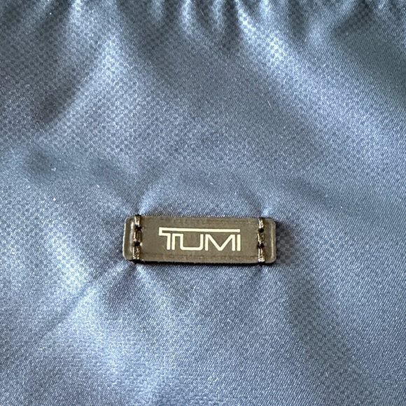 Tumi Dark Blue Toiletry Bag - Picture 2 of 3